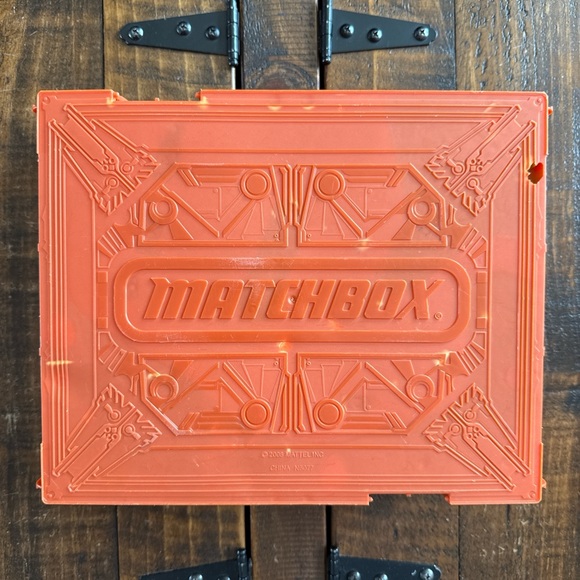 Matchbox Croc Escape Pop-Up Adventure Playset - Picture 2 of 6